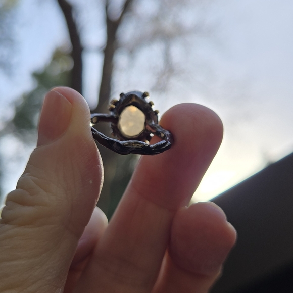 Moonstone 8k Sterling Gold & Rhodium Ring Sz8 - Picture 9 of 16